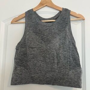 Croped workout top